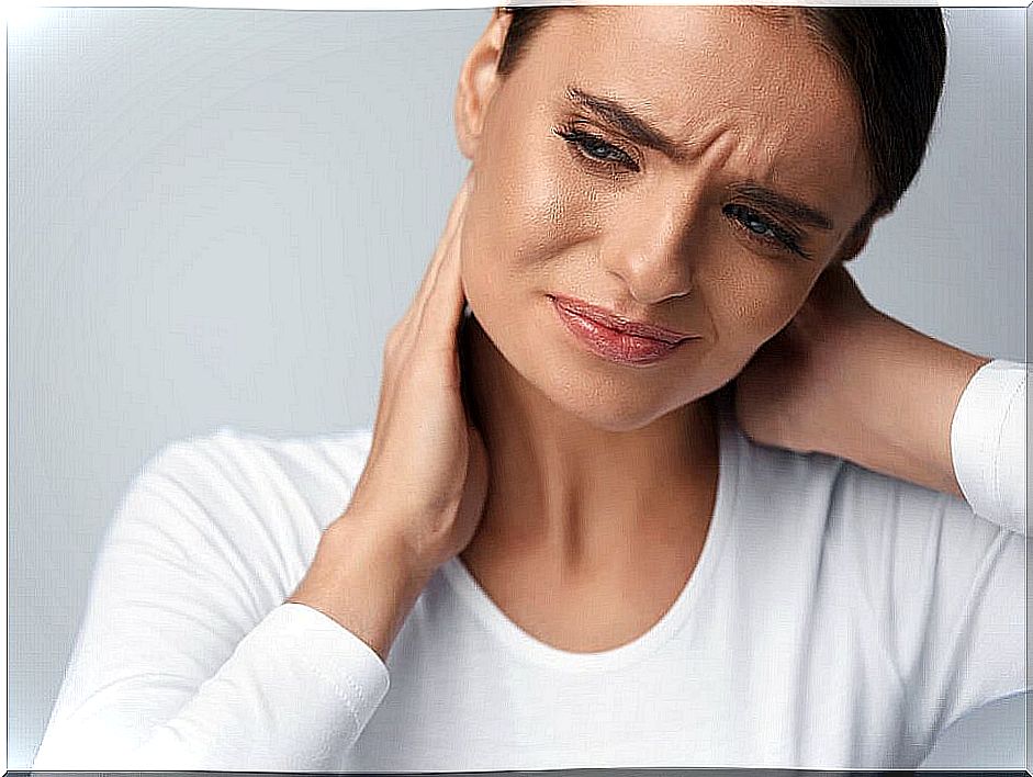 Woman with neck pain