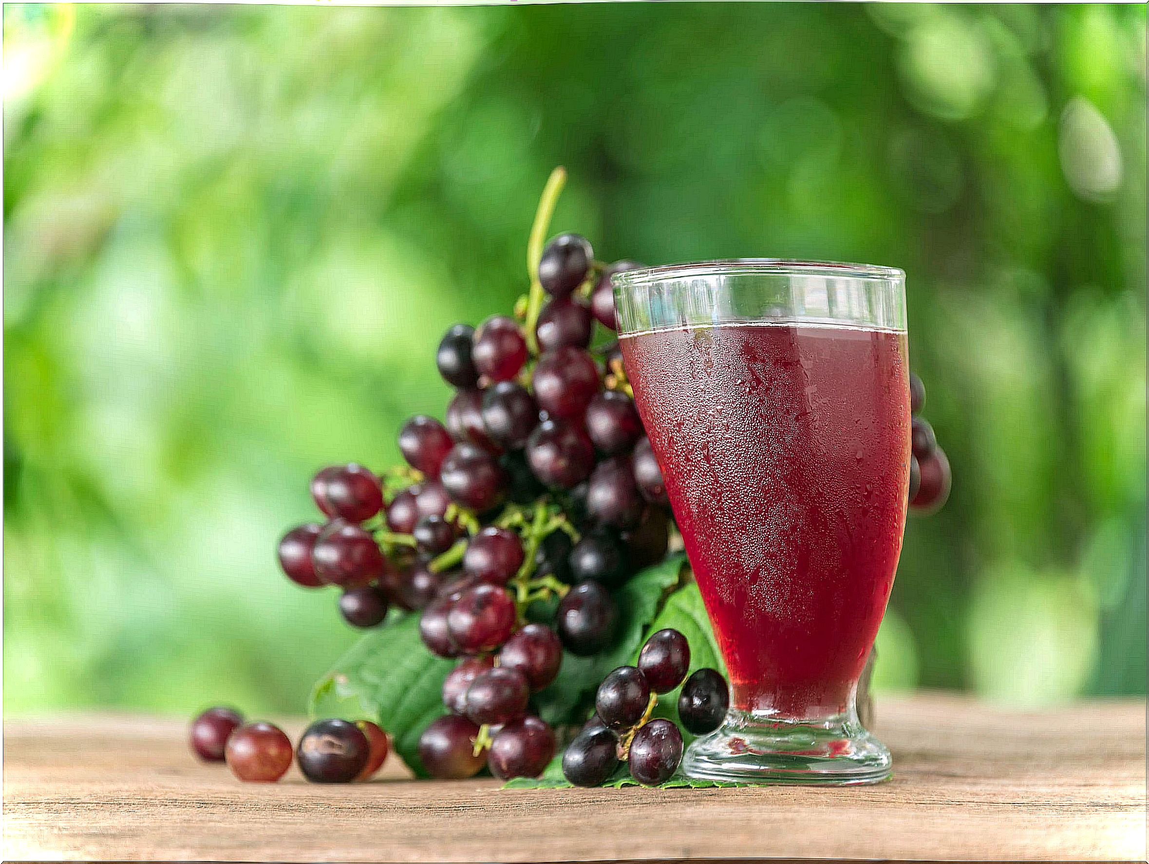 Grapes are one of the overripe fruits that can be used.