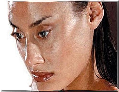 8 ways to combat oily skin