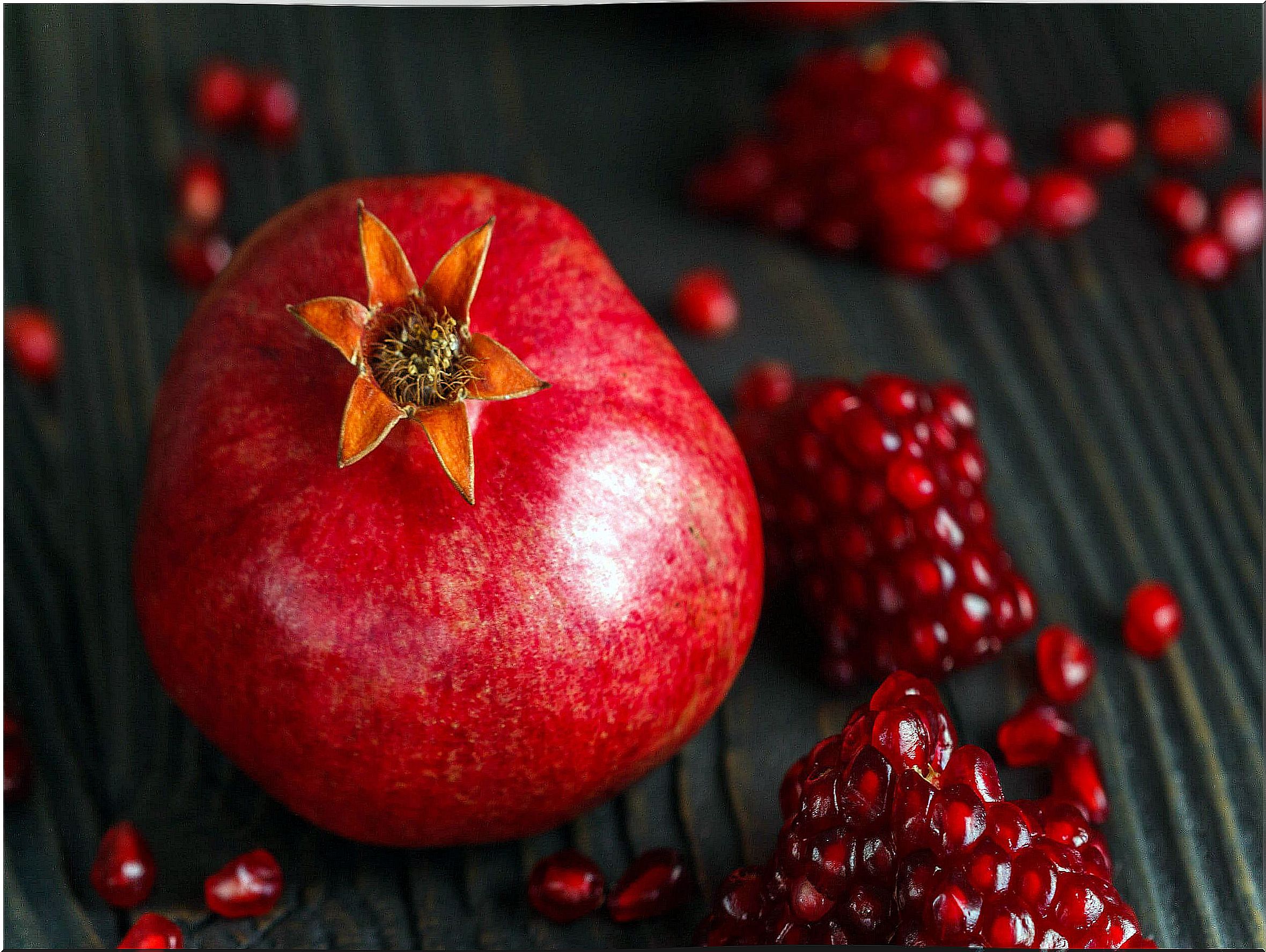 Pomegranate is an excellent antioxidant fruit.