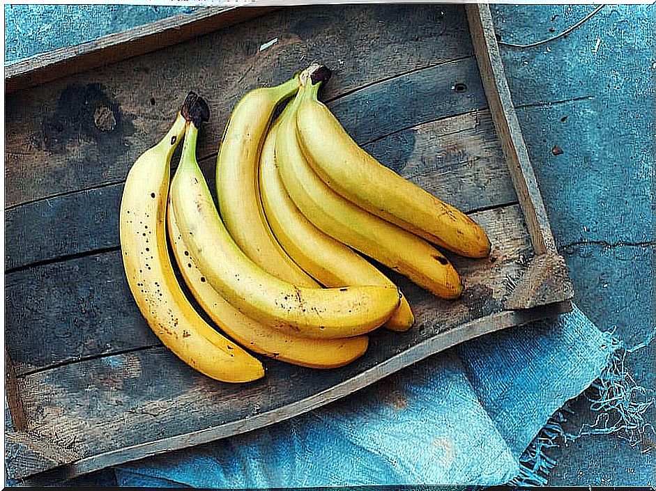 Banana, a food that provides B complex vitamins